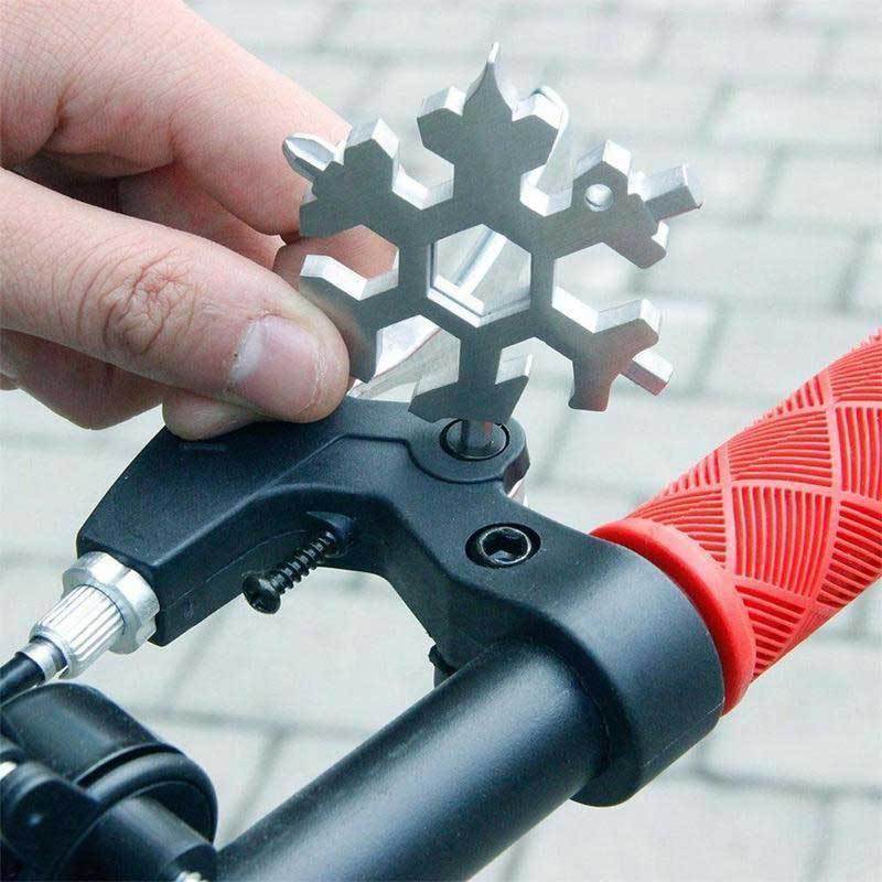 18-in-1 Edelstahl Schneeflocken Multi-tool